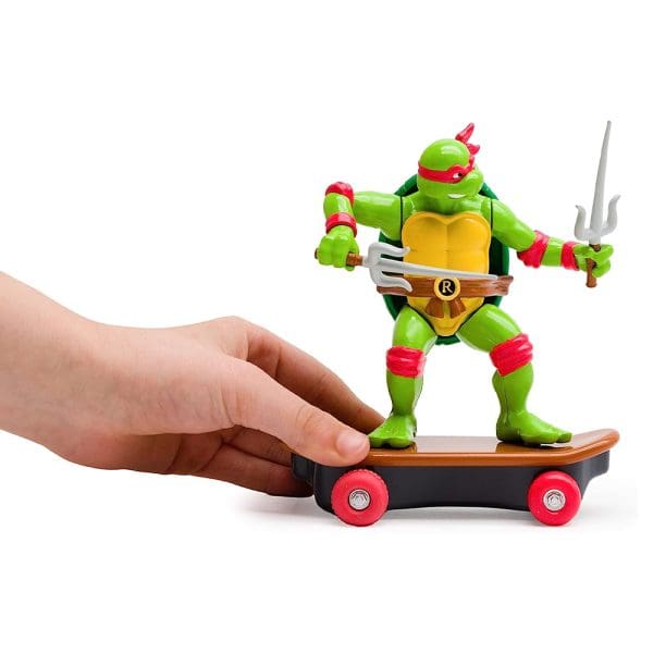 TMNT Ninja kornjače figura s borbenim pokretima i skateboardom Raphael