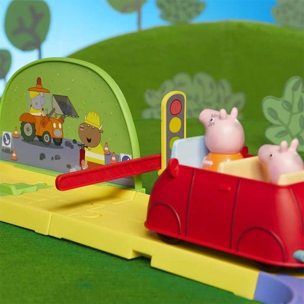 Peppa Pig set dječjih igračaka Grad Staza za auto s rampom i zvukovima